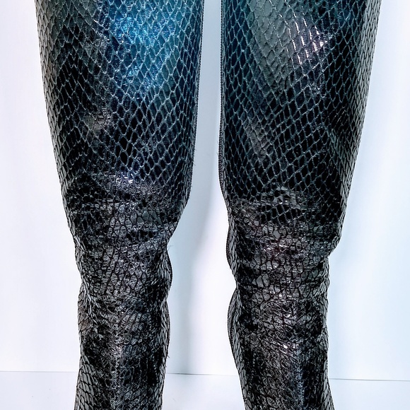 J.Renee black pleather snakeskin heeled boots - Picture 6 of 6